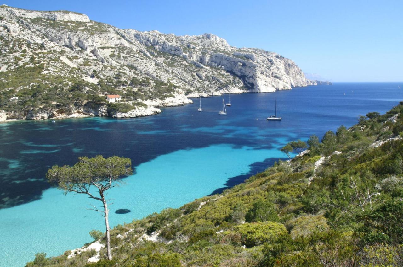 Villa T3 A 10' De Cassis - Piscine Privee Et Cuisine D'Ete Exterieure Carnoux-en-Provence Eksteriør bilde