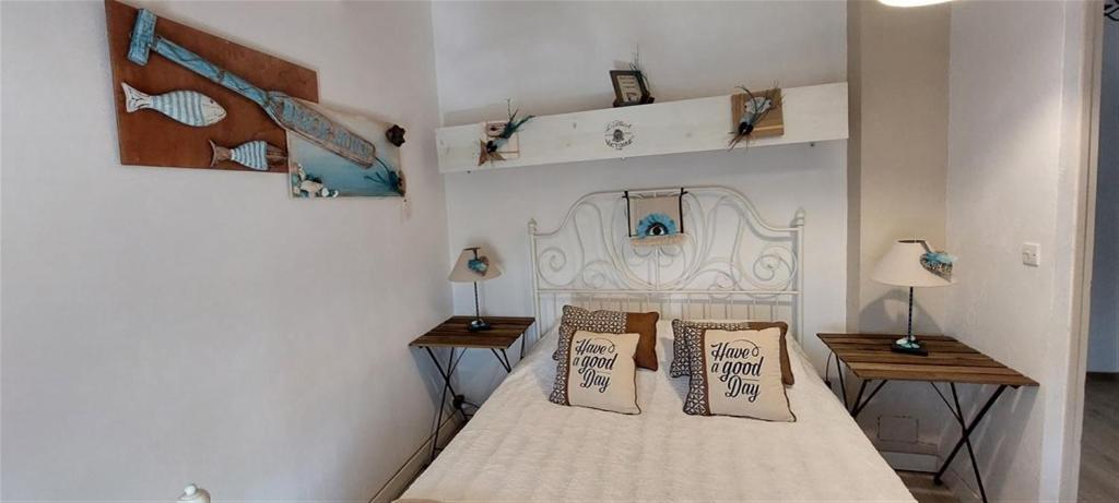 Villa T3 A 10' De Cassis - Piscine Privee Et Cuisine D'Ete Exterieure Carnoux-en-Provence Eksteriør bilde